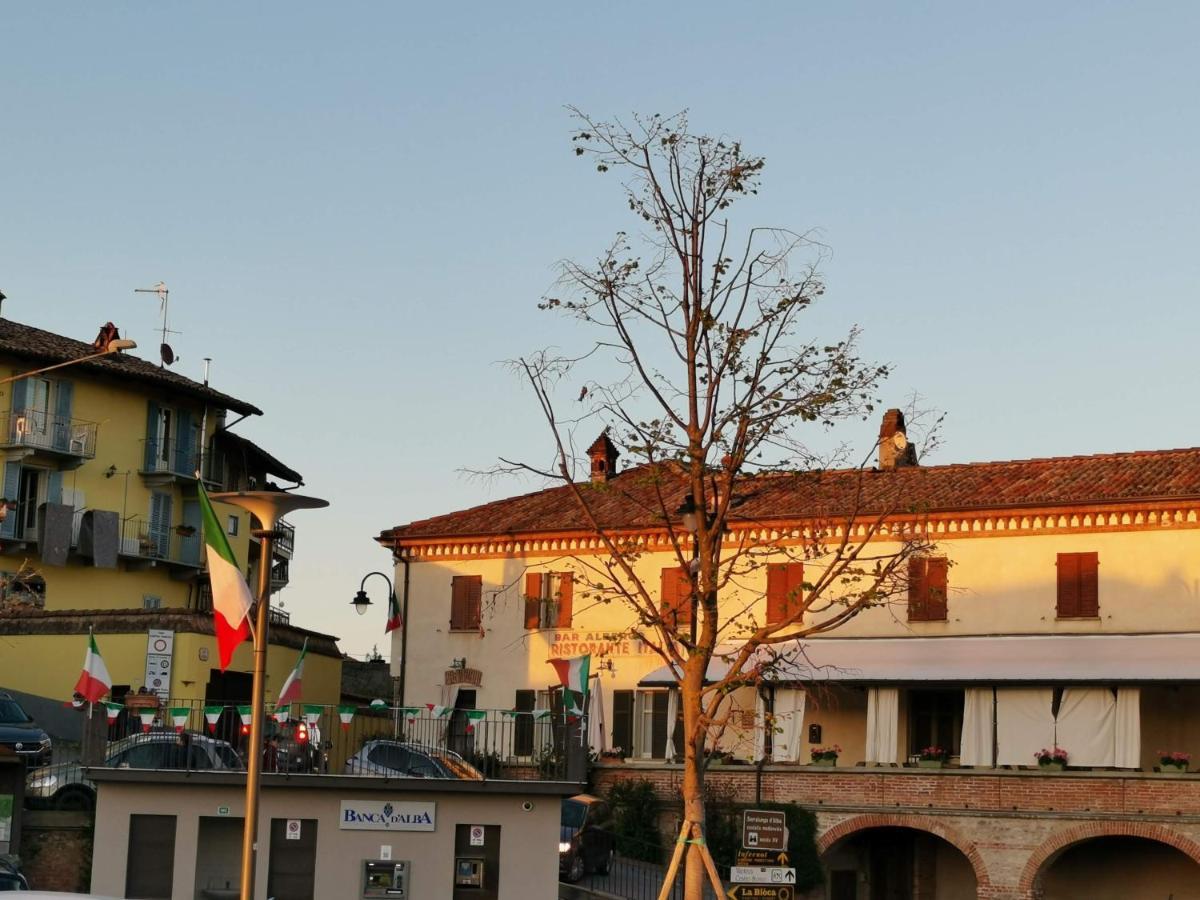 Locanda Italia Serralunga d'Alba Exterior photo